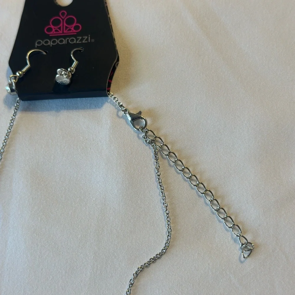 Elegant Blue and Silver Necklace - Picture 7 of 7